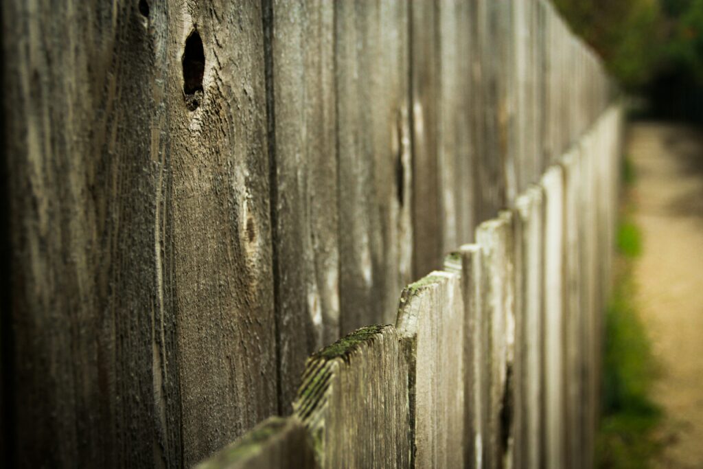 Fence repair service in Billings, Montana